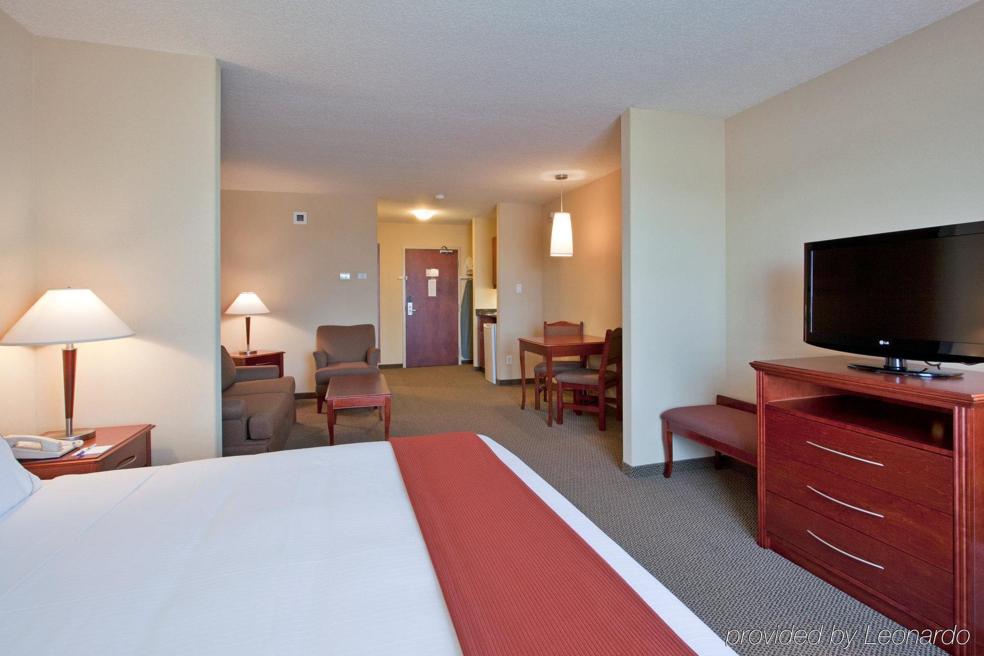 Holiday Inn Express Hotel & Suites Sherwood Park-Edmonton Area By Ihg Eksteriør billede