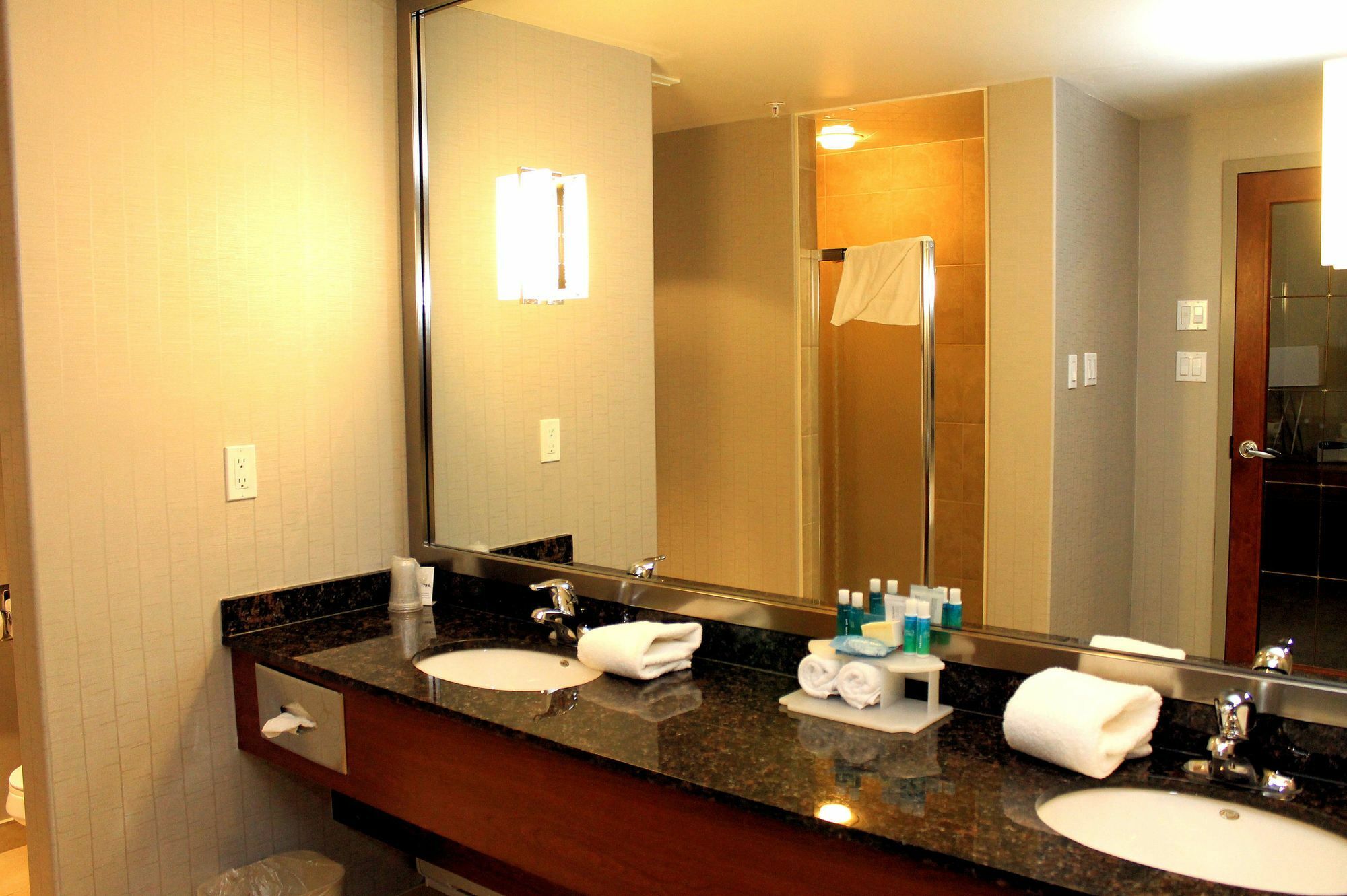 Holiday Inn Express Hotel & Suites Sherwood Park-Edmonton Area By Ihg Eksteriør billede